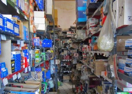 بیش از هفت هزار قطعه لوازم یدکی خودرو احتکاری در شهرری کشف شد