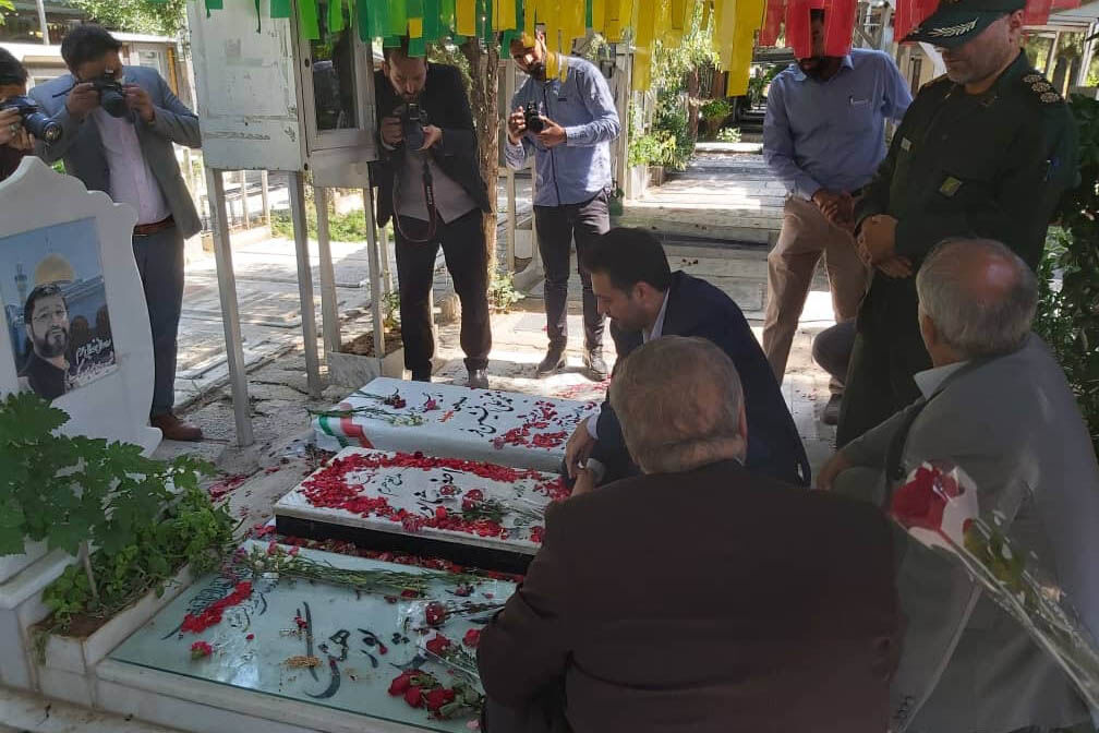 جوانان انقلابی ری همواره در مسیر شهدا و حفظ آرمان های انقلاب اسلامی ایران هستند