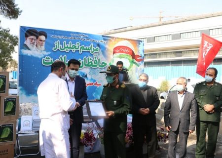 آیین قدردانی از حافظان سلامت در بیمارستان فیروزآبادی شهرری برگزار شد