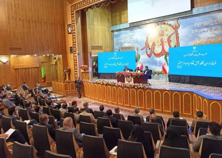 برگزاری نخستین نشست استاندار تهران با فرمانداران در حرم عبدالعظیم (ع)