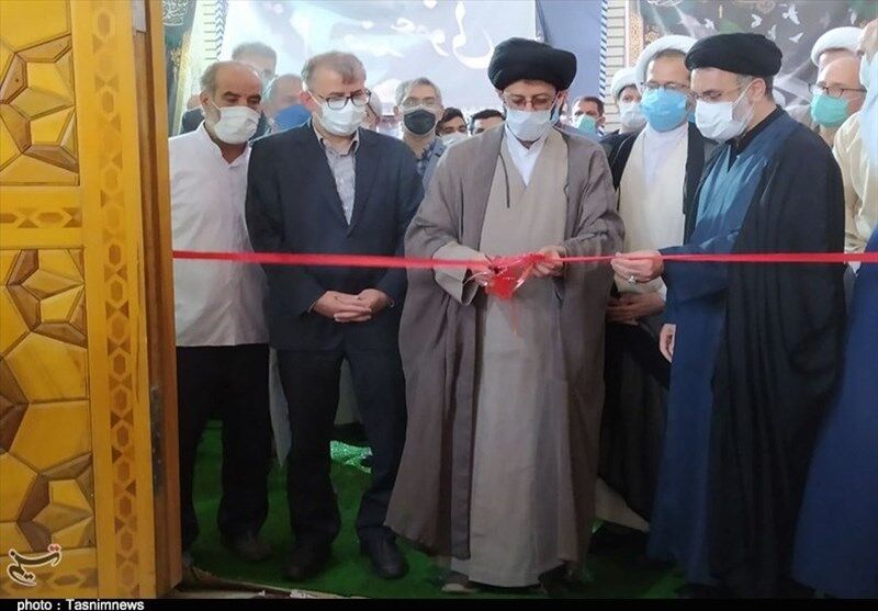 افتتاح نمایشگاه شمیم حسینی در آستان شیخ صدوق شهرری