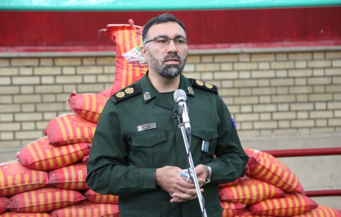 توزیع ۱۲۰۰ بسته حمایتی توسط سپاه ناحیه حضرت روح الله(ره)