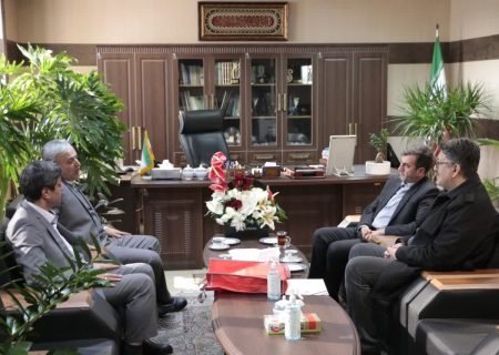 فرماندار ری : صاحبان صنایع بزرگ به مسئولیت های اجتماعی خود در مناطق توجه ویژه داشته باشند