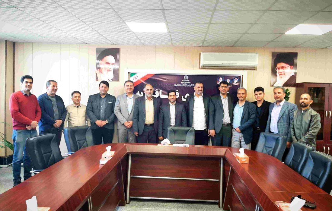 هم اندیشی بخشدار فشافویه با فعالین ستاد انتخاباتی پزشکیان