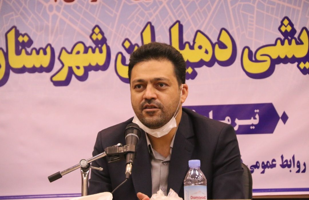 فرماندار ری: ایجاد اشتغال در روستاها باید اولویت اصلی دهیاران باشد