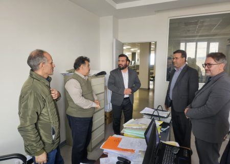 تجلیل مسئولین ارشد بخش فشافویه از رئیس اداره ثبت اسناد و املاک