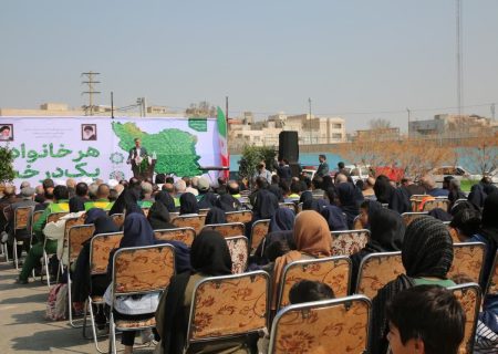 آیین هفته درختکاری با شعار ” هر شهروند ، یک درخت” در باقرشهر + فیلم