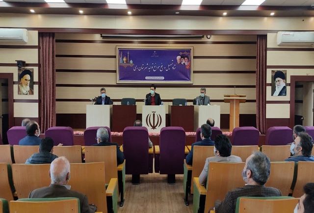 بررسی و پیگیری مشکلات ۲۰ واحد تولیدی و صنعتی در شهرستان ری